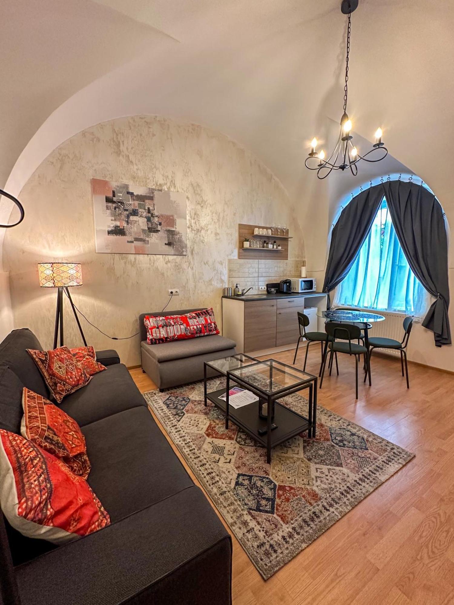סיביו Serenity House Apartments מראה חיצוני תמונה