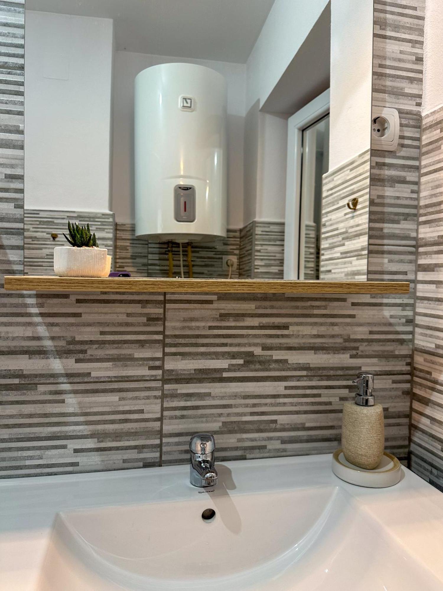 סיביו Serenity House Apartments חדר תמונה