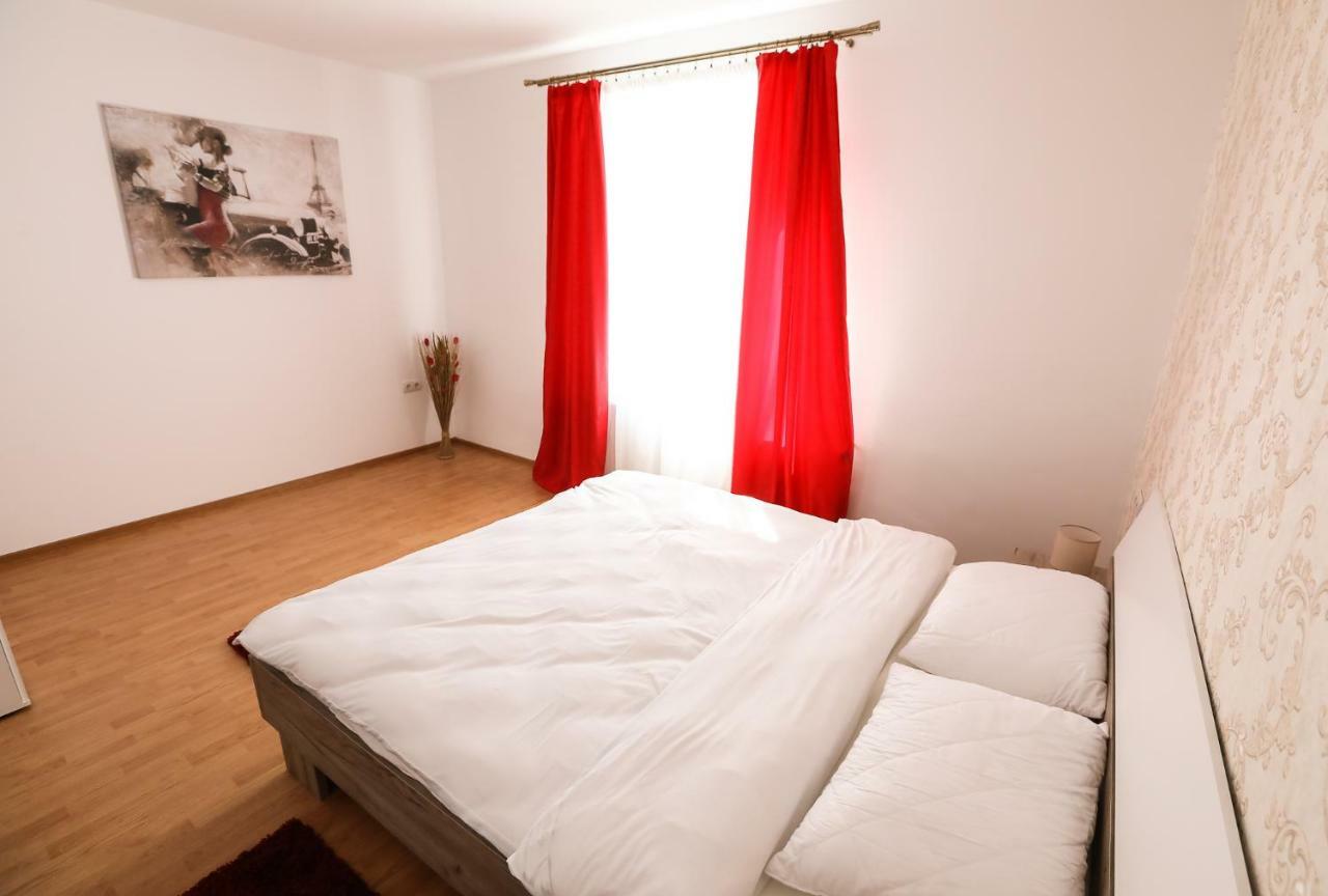 סיביו Serenity House Apartments מראה חיצוני תמונה