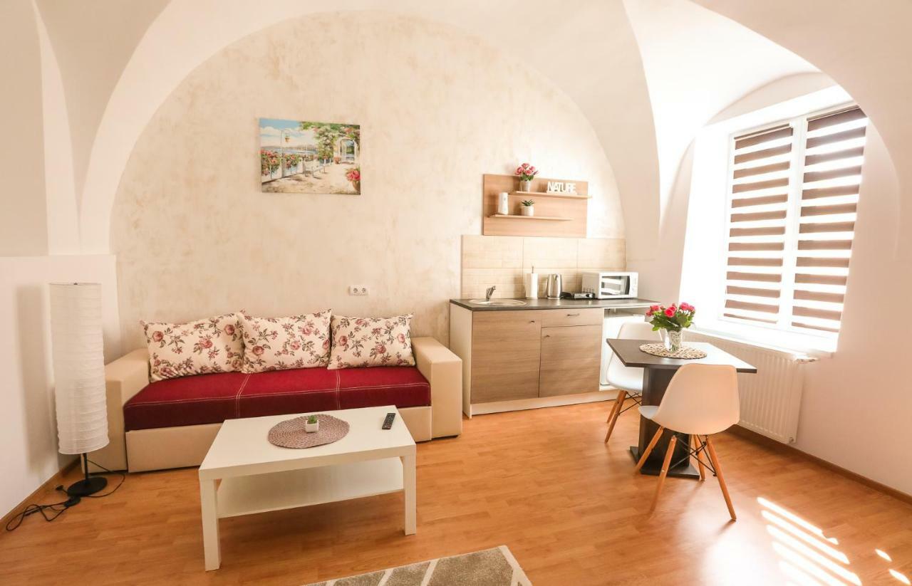 סיביו Serenity House Apartments מראה חיצוני תמונה
